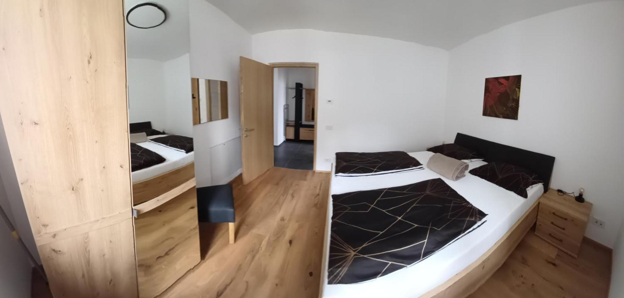 Lanziner Apartments Egna Luaran gambar